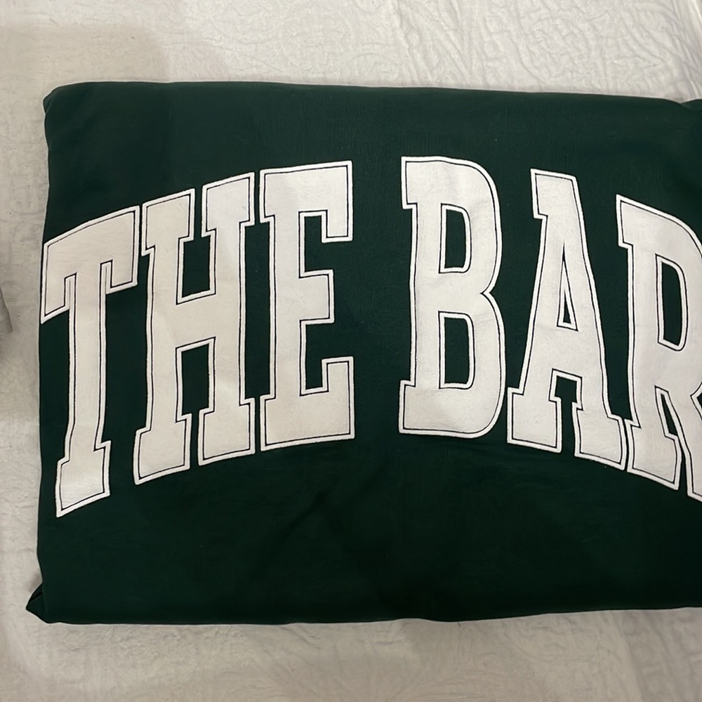 THE BAR sweatshirt ☁️